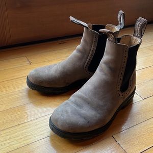 Blundstone High Top in Rustic Brown